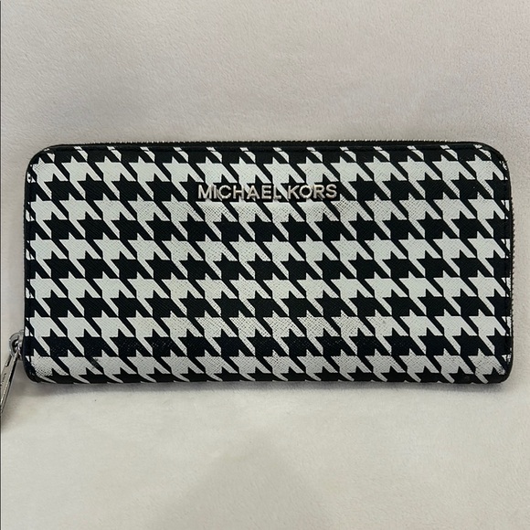 Michael Kors Houndstooth Zip Around Wallet - Picture 1 of 7